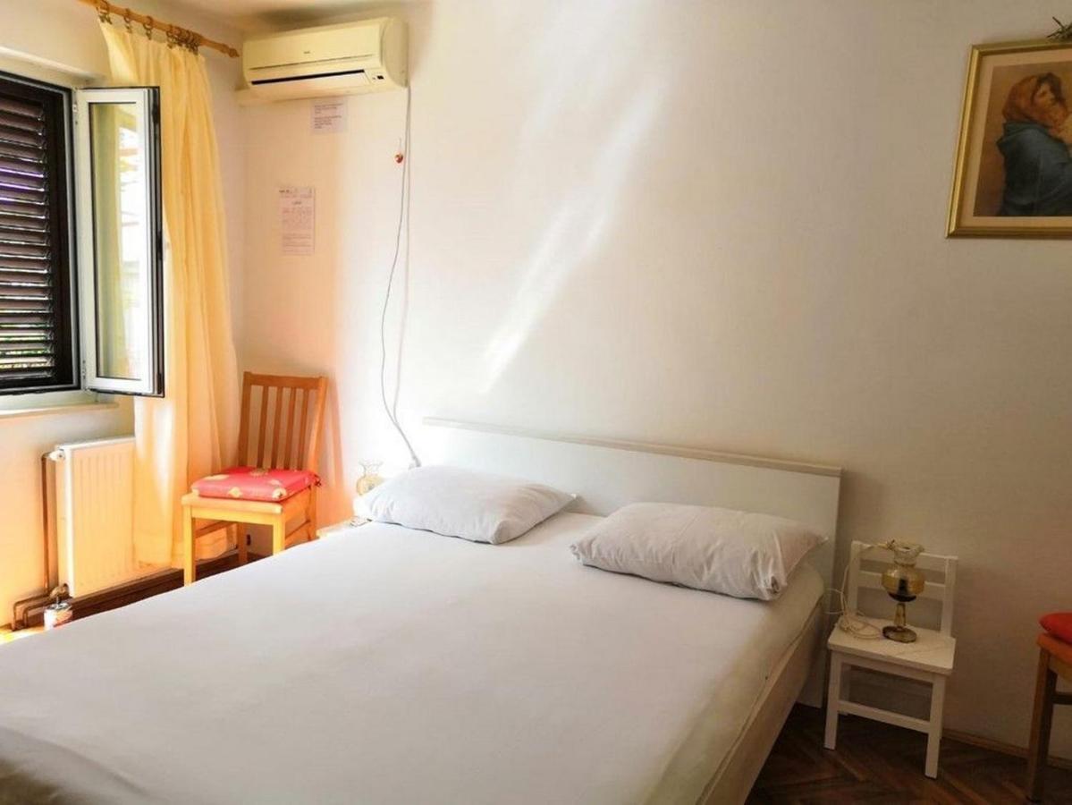 Apartment And Rooms Ruza Trogir Bagian luar foto