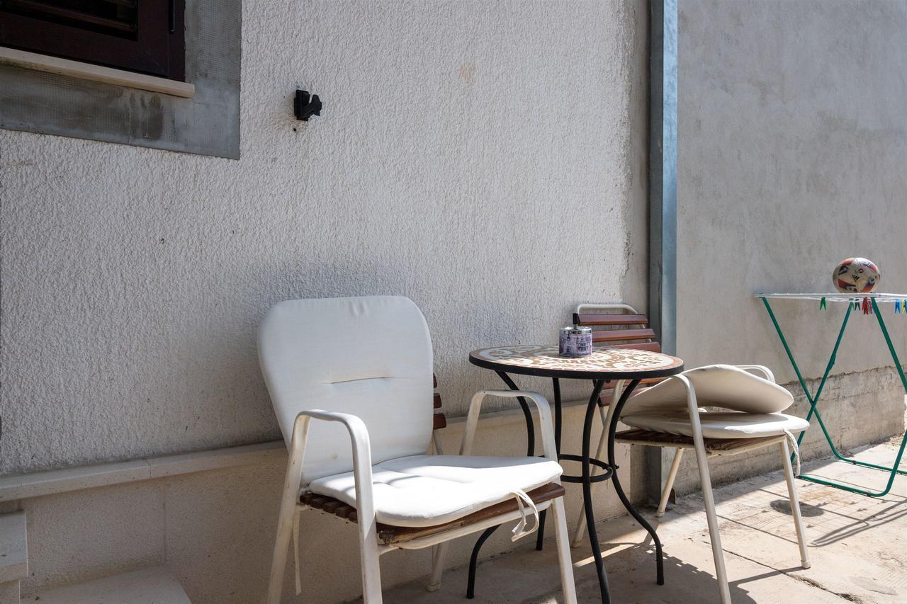 Apartment And Rooms Ruza Trogir Bagian luar foto